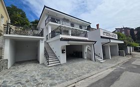 Villa Mak